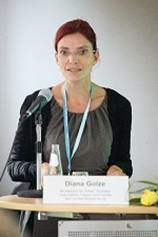 Ministerin Diana Golze_klein.jpg
